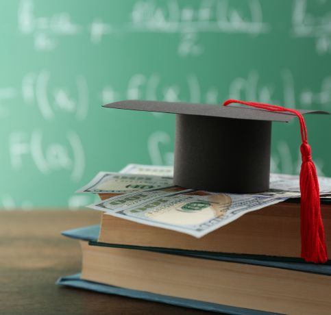 Scholarships_Grants